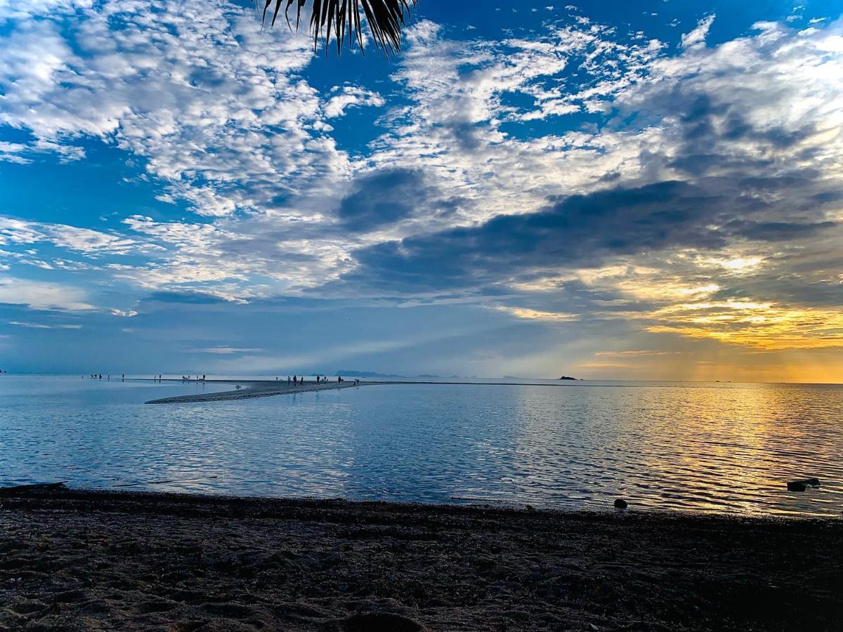 Free Concept Beach Resort ศรีธนู ภายนอก รูปภาพ