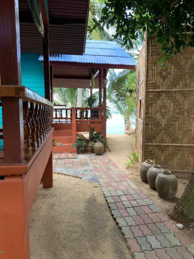 Free Concept Beach Resort ศรีธนู ภายนอก รูปภาพ